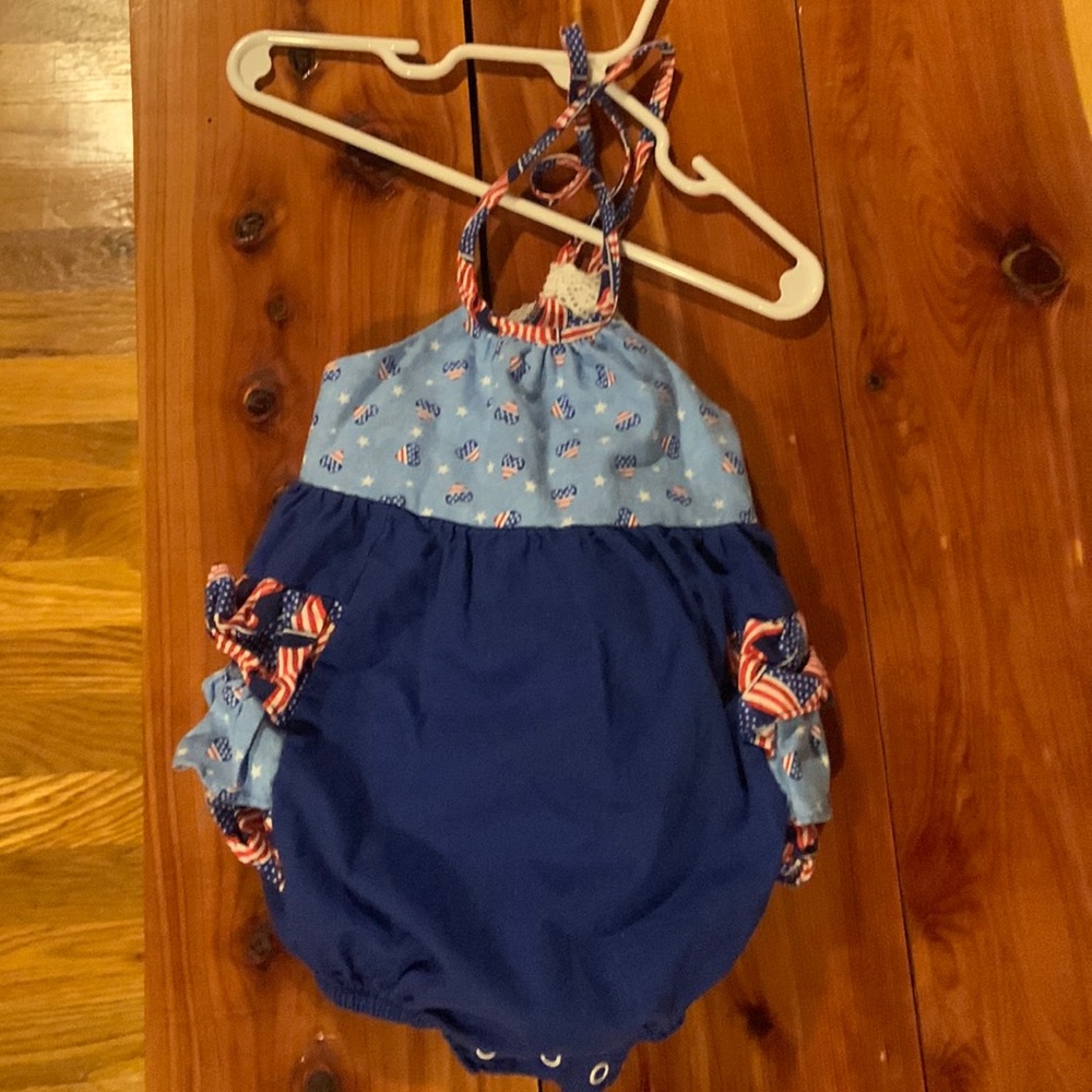 RicRac bubble. Red, white & blue. 12 month. GUC to be safe. Worn once.